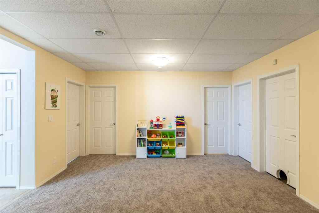 MLS® A2250770 - 6305 58 Avenue  in Hazelwood Estates Innisfail, Residential