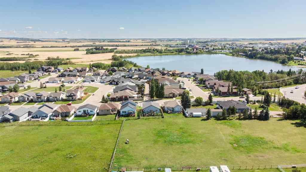 MLS® A2250770 - 6305 58 Avenue  in Hazelwood Estates Innisfail, Residential