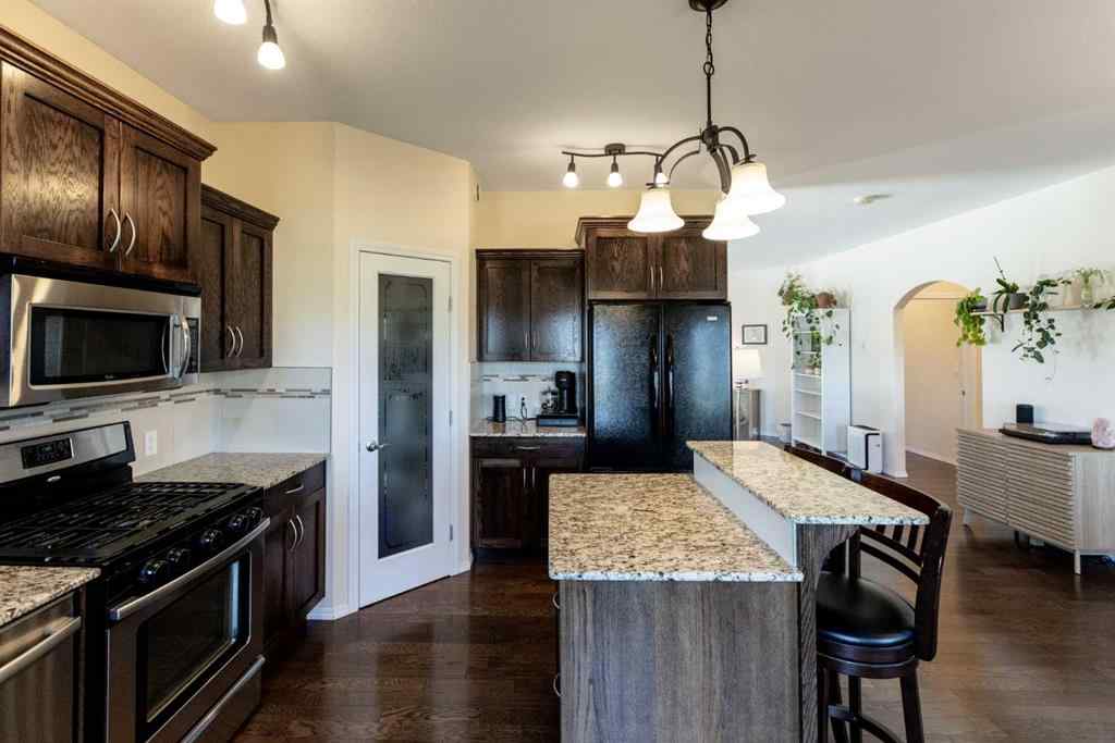 MLS® A2250770 - 6305 58 Avenue  in Hazelwood Estates Innisfail, Residential