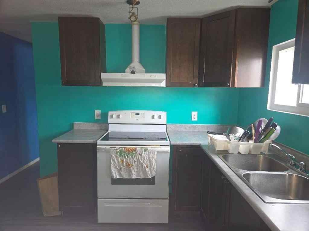 MLS® A2250771 - Unit #80 5344 76 Street  in Northwood Estates Red Deer, Mobile