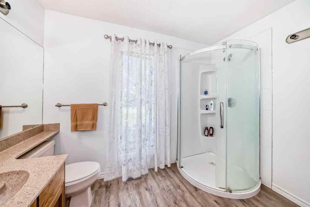 MLS® A2250772 - 13 Riverview Circle  in Riverview Cochrane, Residential
