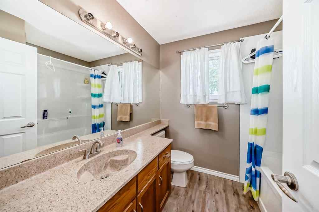 MLS® A2250772 - 13 Riverview Circle  in Riverview Cochrane, Residential