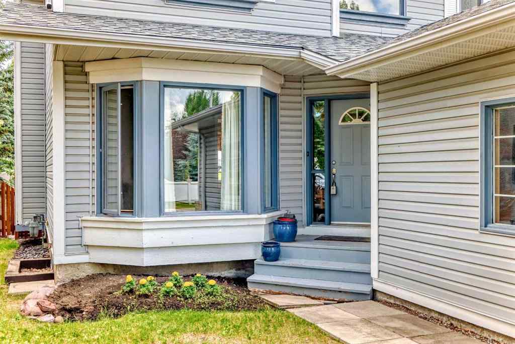 MLS® A2250772 - 13 Riverview Circle  in Riverview Cochrane, Residential