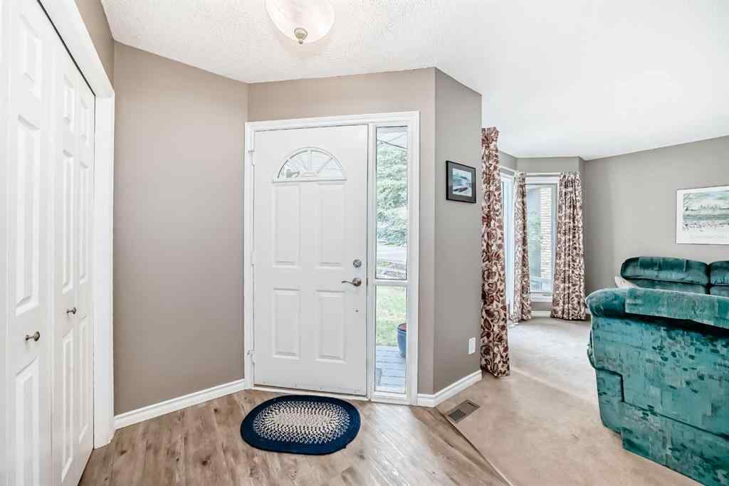 MLS® A2250772 - 13 Riverview Circle  in Riverview Cochrane, Residential