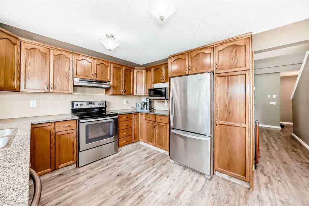 MLS® A2250772 - 13 Riverview Circle  in Riverview Cochrane, Residential