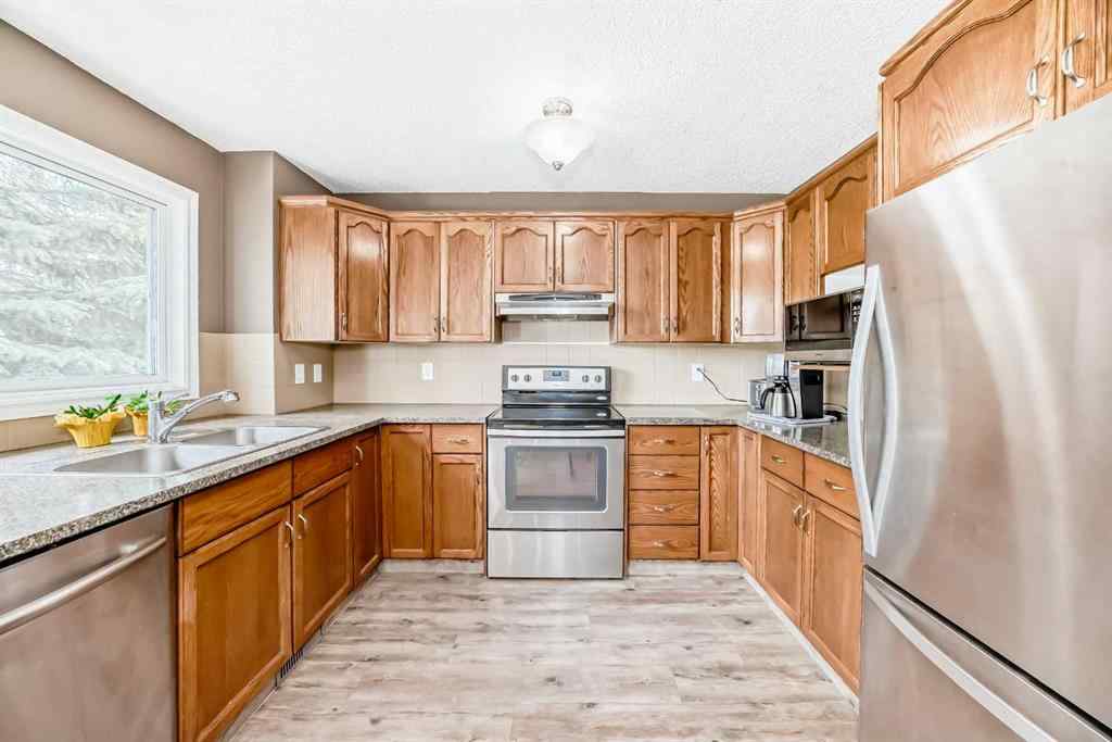 MLS® A2250772 - 13 Riverview Circle  in Riverview Cochrane, Residential