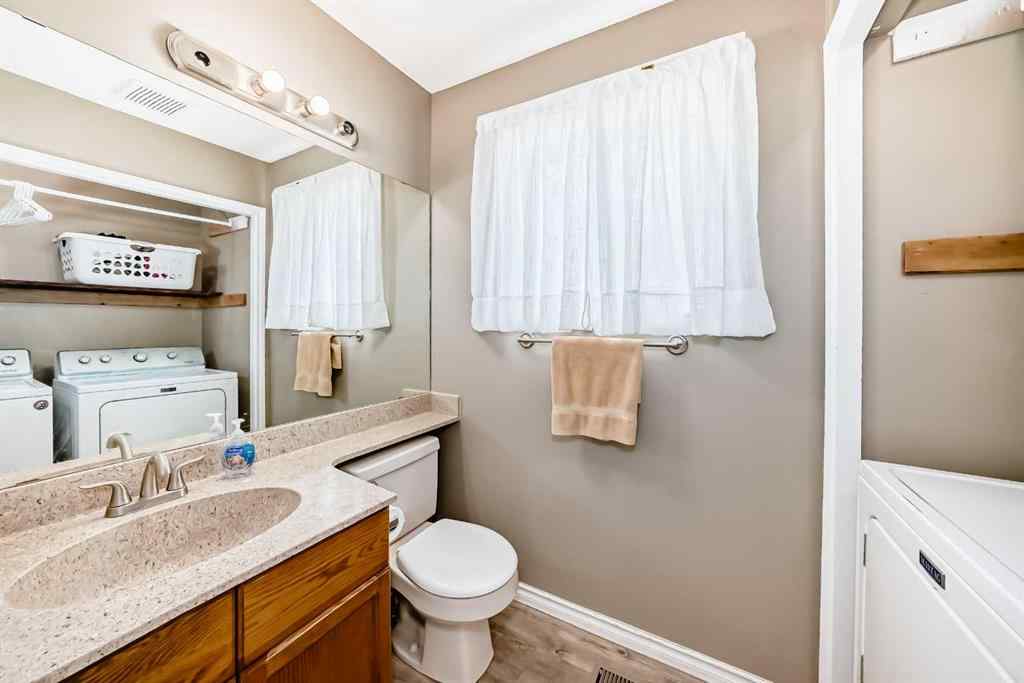 MLS® A2250772 - 13 Riverview Circle  in Riverview Cochrane, Residential
