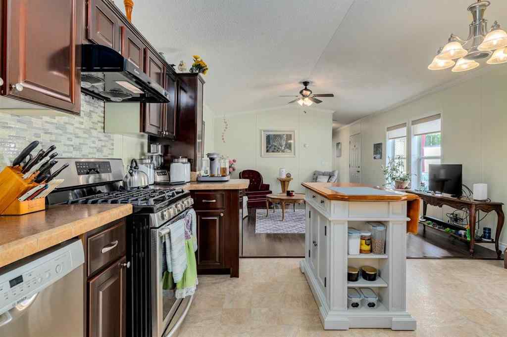 MLS® A2250776 - Unit #67 1190 15 Avenue  in NONE Didsbury, Mobile