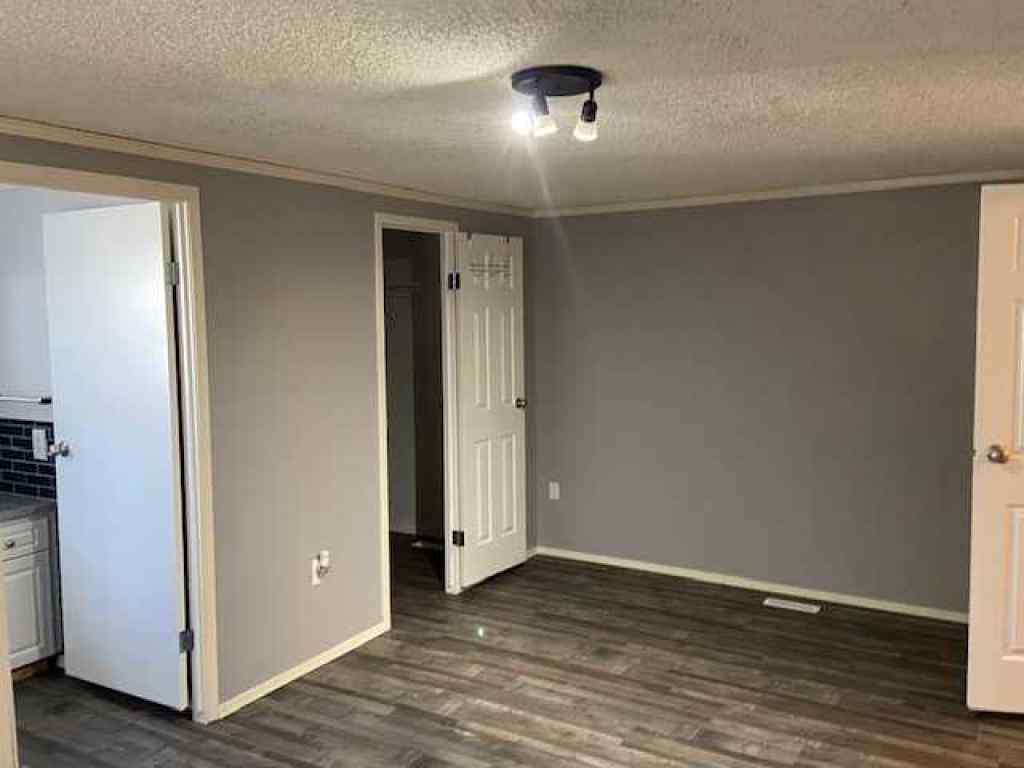 MLS® A2250780 - 7928 97 Avenue  in Cheviot Heights MHP Peace River, Mobile
