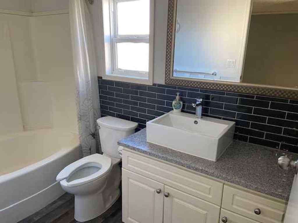 MLS® A2250780 - 7928 97 Avenue  in Cheviot Heights MHP Peace River, Mobile