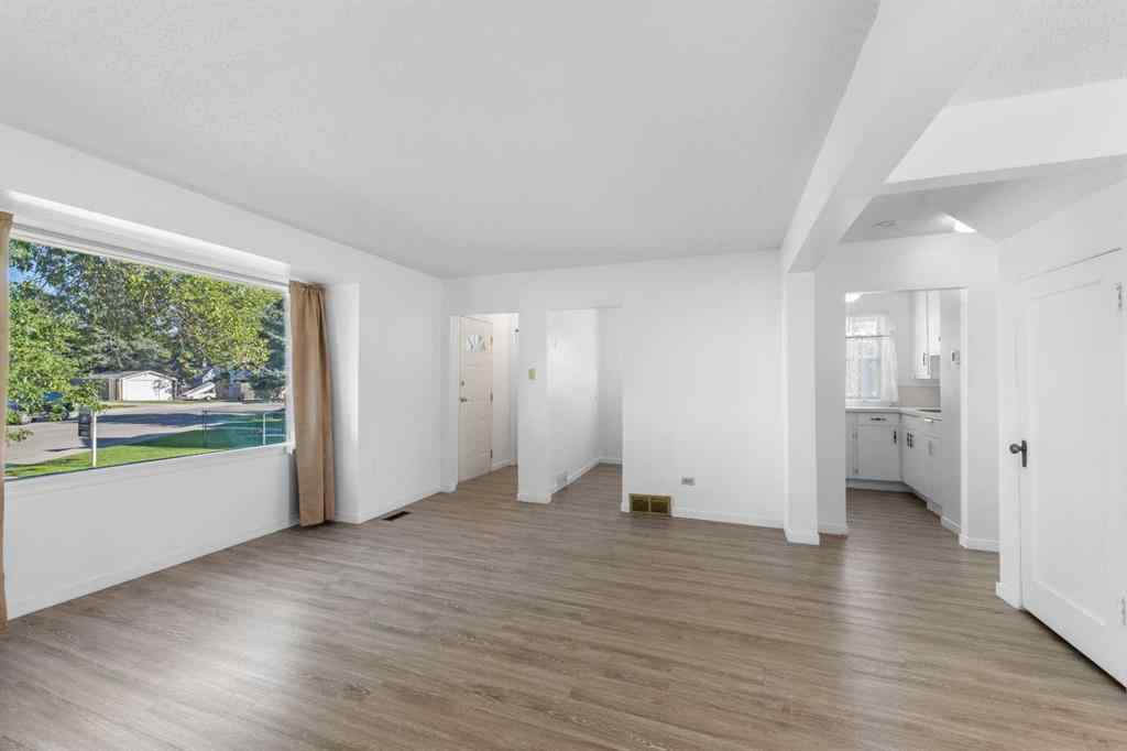 MLS® A2250796 - 1015 Russet Road NE in Renfrew Calgary, Residential
