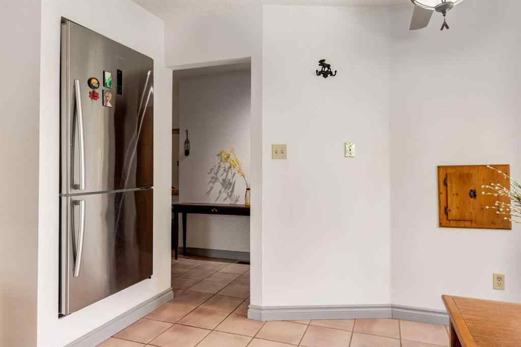 MLS® A2250804 - 7103 Hunterwood Road NW in Huntington Hills Calgary, Residential