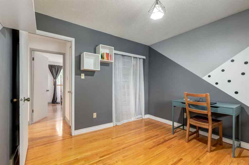 MLS® A2250804 - 7103 Hunterwood Road NW in Huntington Hills Calgary, Residential