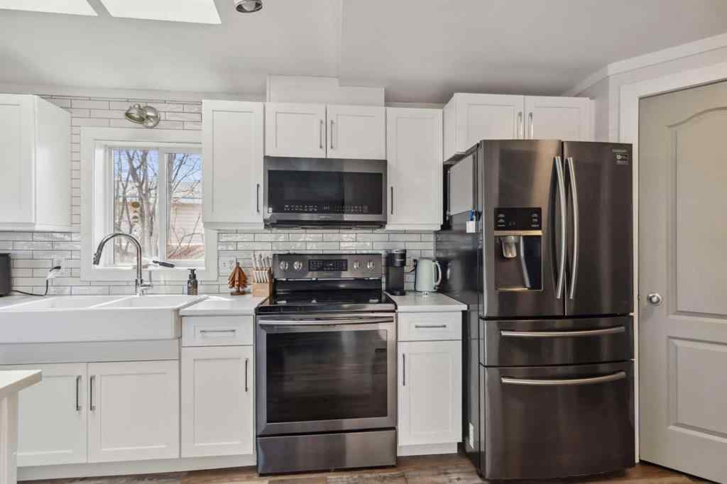 MLS® A2250805 - 540 Mckinlay Crescent  in Timberlea Fort McMurray, Residential