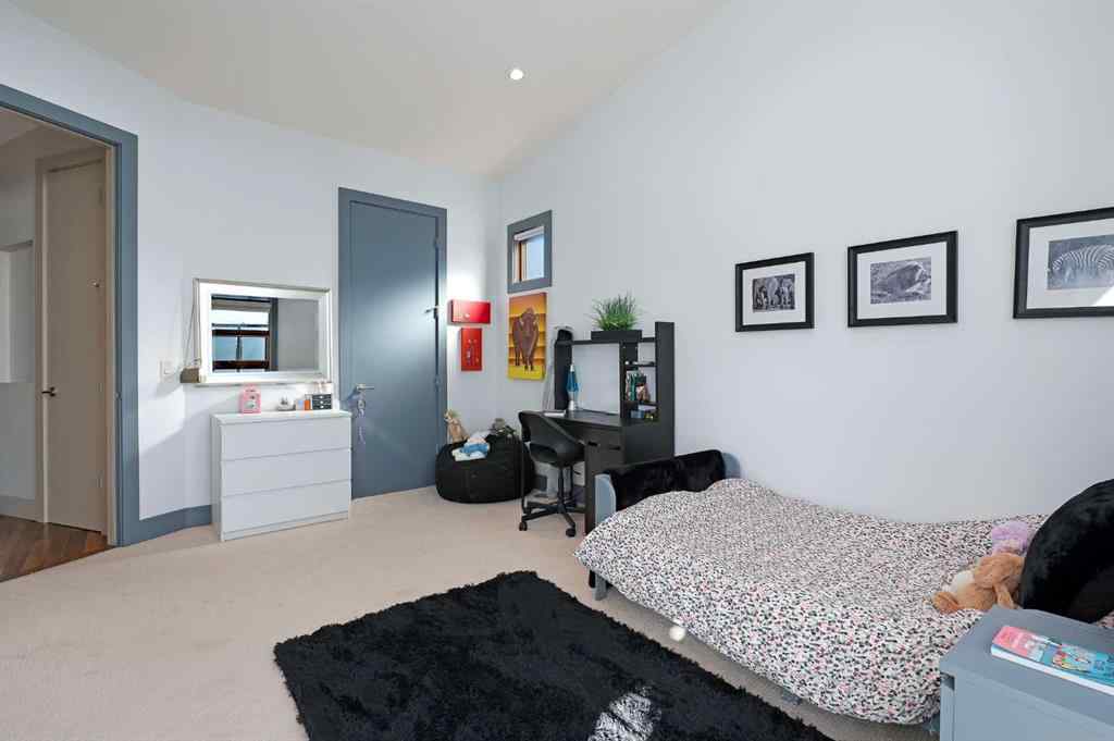 MLS® A2250806 - 2011 29 Avenue SW in South Calgary Calgary, Residential
