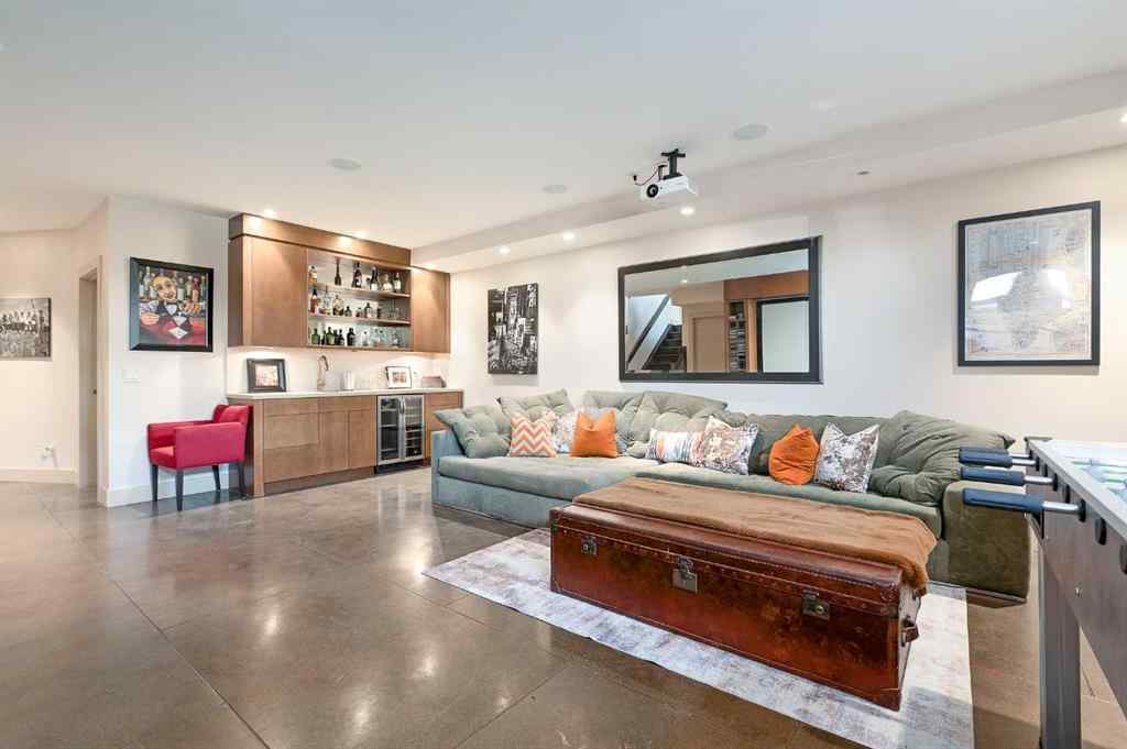 MLS® A2250806 - 2011 29 Avenue SW in South Calgary Calgary, Residential