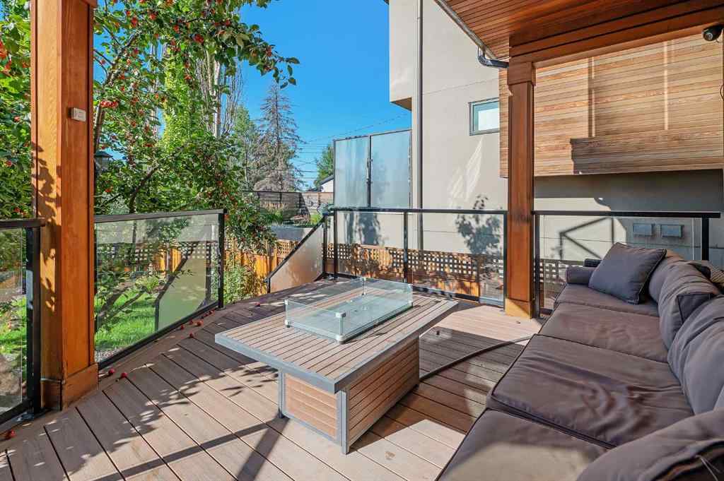 MLS® A2250806 - 2011 29 Avenue SW in South Calgary Calgary, Residential