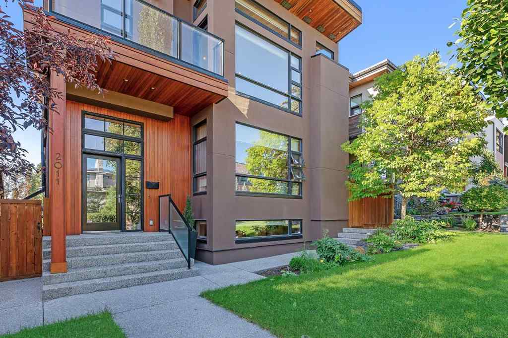 MLS® A2250806 - 2011 29 Avenue SW in South Calgary Calgary, Residential