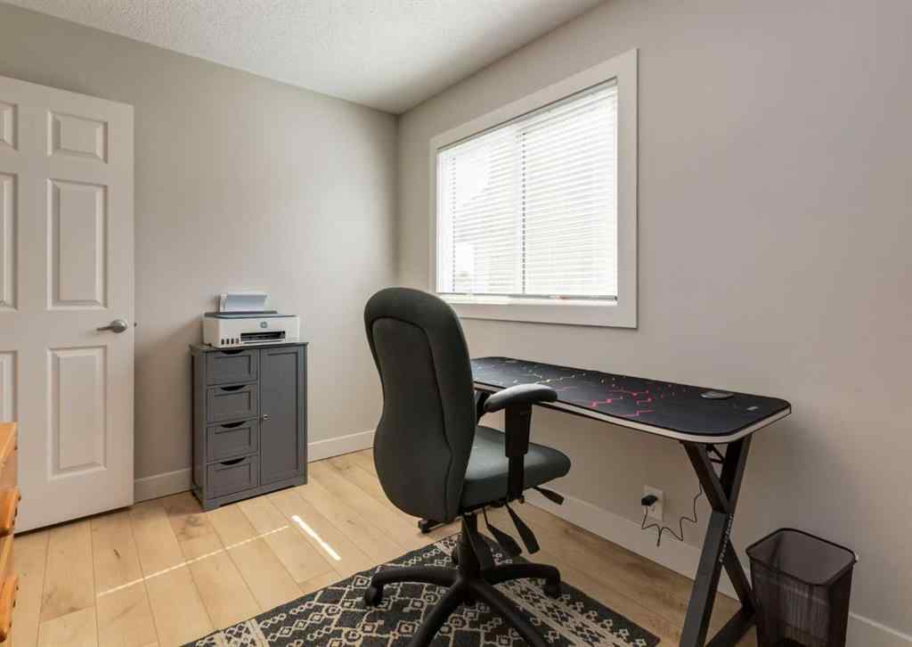 MLS® A2250810 - 127 Silvercreek Close NW in Silver Springs Calgary, Residential