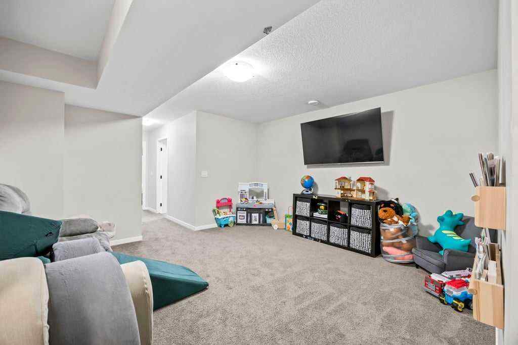 MLS® A2250815 - 42 Wolf Creek Manor SE in Wolf Willow Calgary, Residential