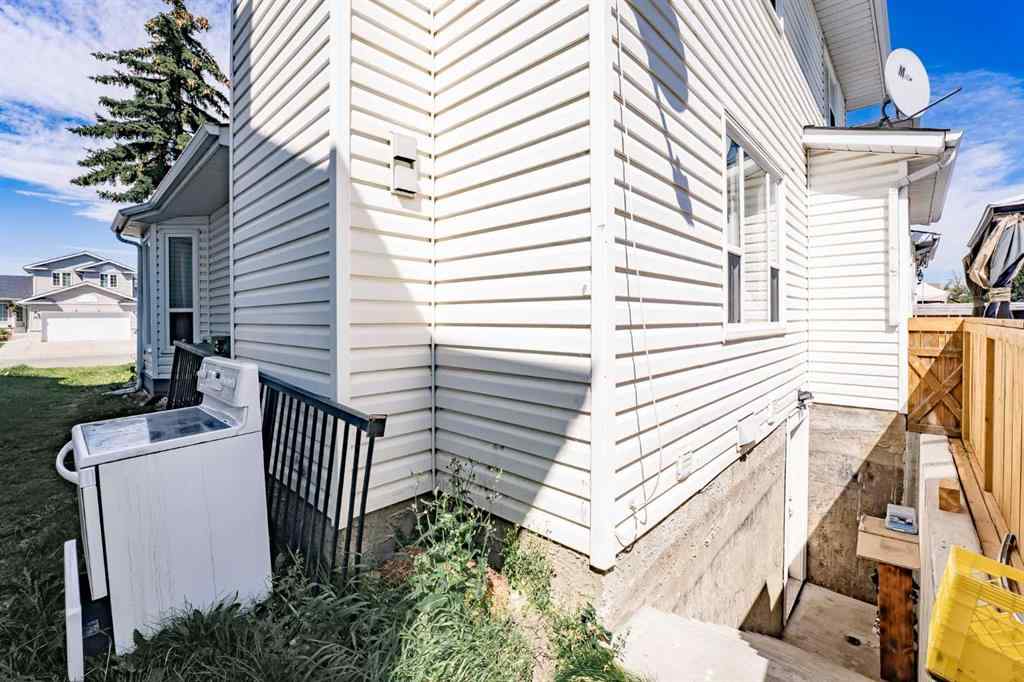 MLS® A2250820 - 77 Del Ray Road NE in Monterey Park Calgary, Residential