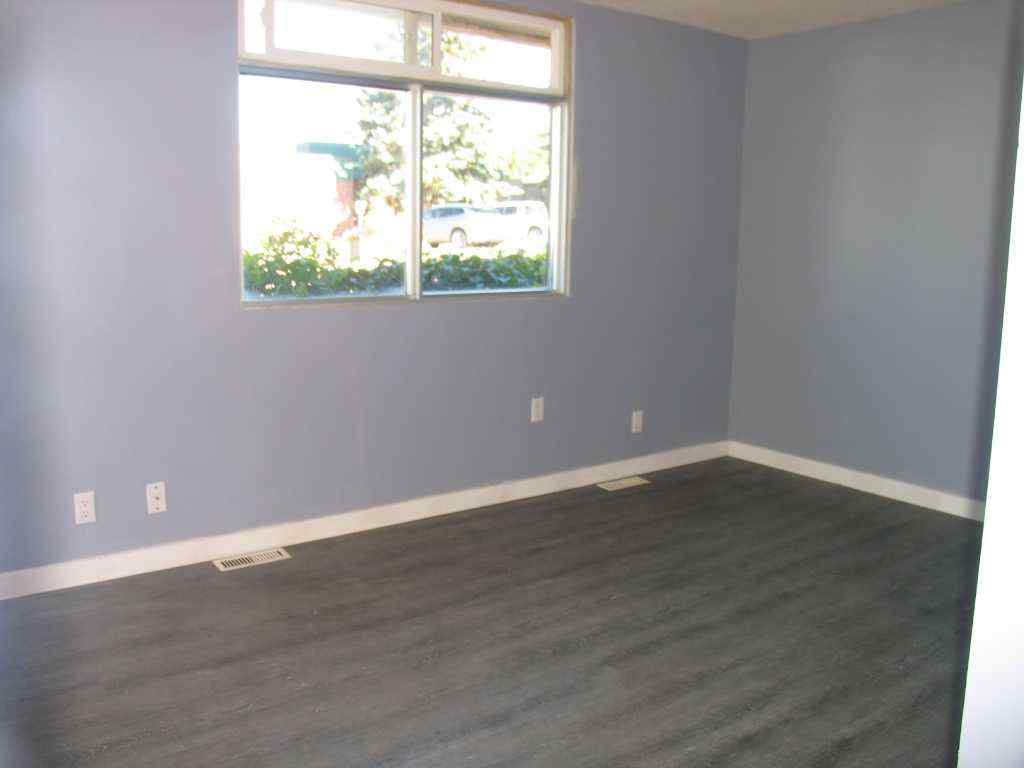 MLS® A2250828 - 807 Broadway Street  in NONE Standard, Residential