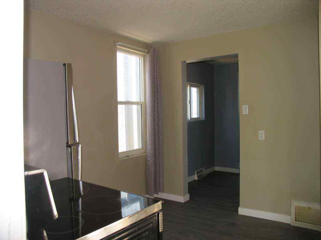MLS® A2250828 - 807 Broadway Street  in NONE Standard, Residential