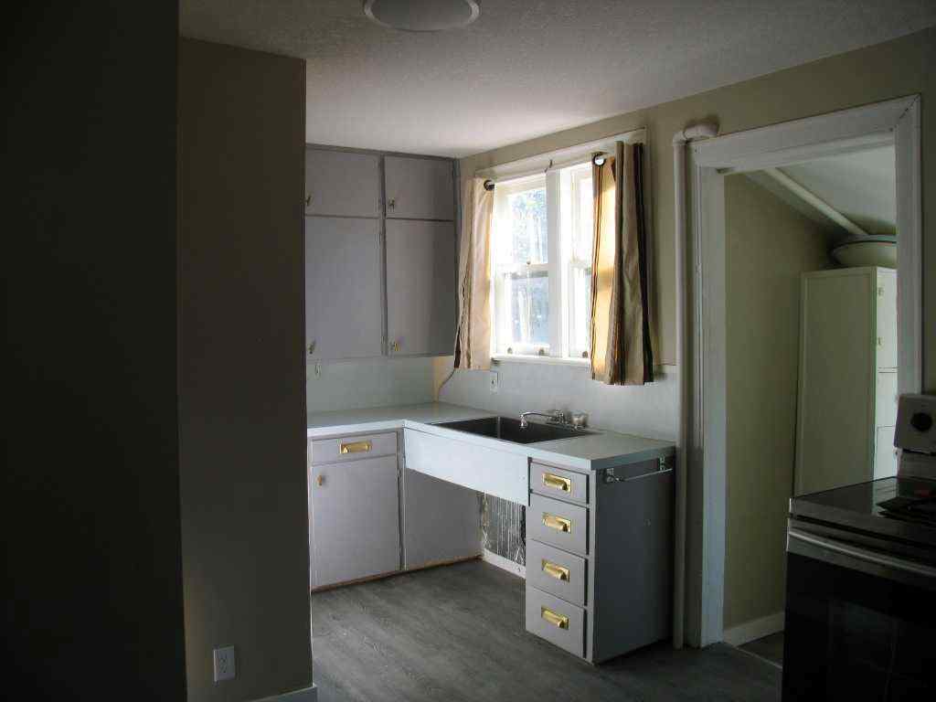 MLS® A2250828 - 807 Broadway Street  in NONE Standard, Residential