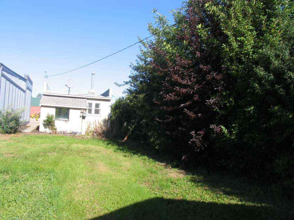 MLS® A2250828 - 807 Broadway Street  in NONE Standard, Residential