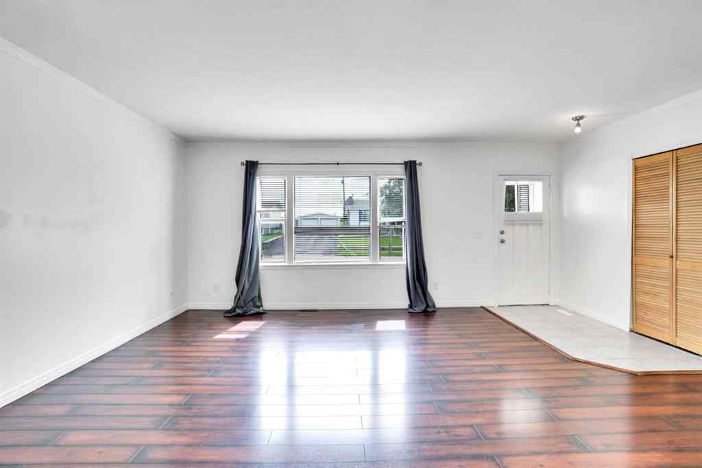 MLS® A2250833 - 228 FIRST AVENUE  W in NONE Hussar, Residential