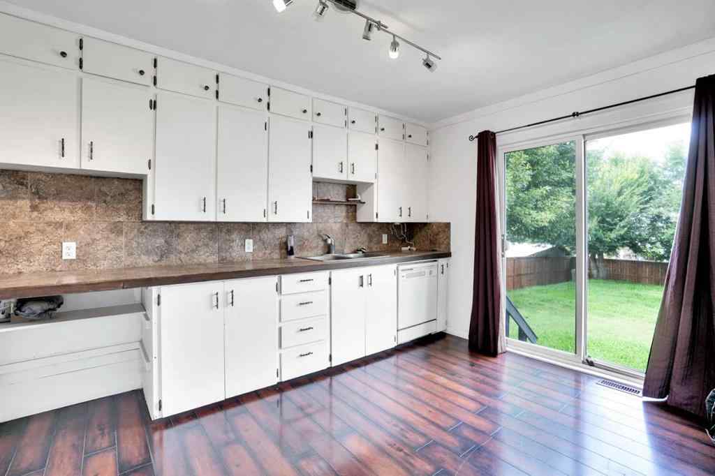 MLS® A2250833 - 228 FIRST AVENUE  W in NONE Hussar, Residential