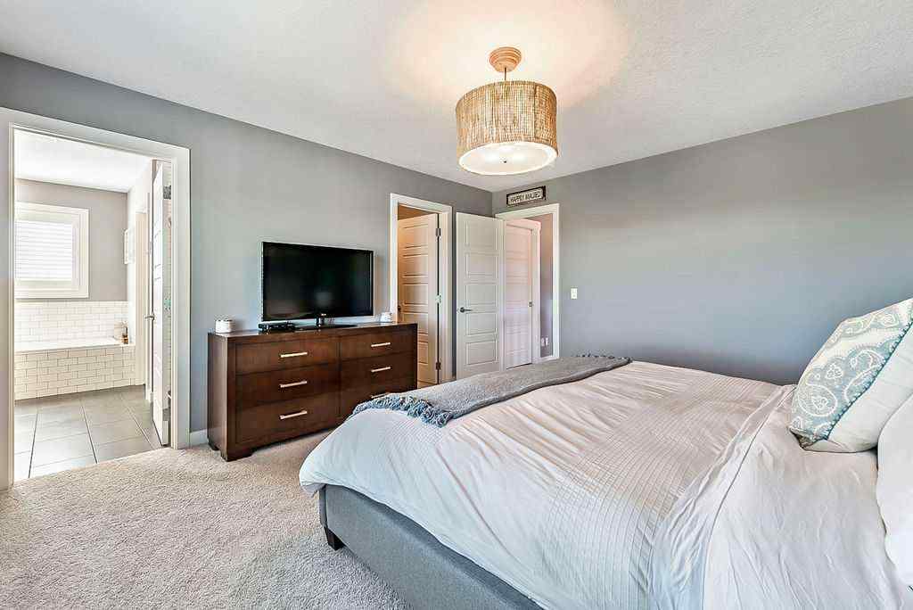 MLS® A2250835 - 132 Drake Landing Gardens  in Drake Landing Okotoks, Residential