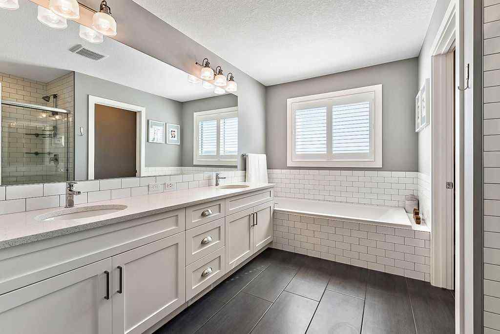 MLS® A2250835 - 132 Drake Landing Gardens  in Drake Landing Okotoks, Residential