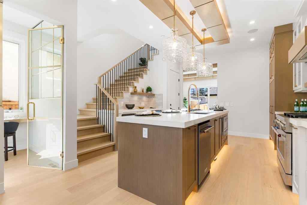 MLS® A2250840 - 1425 44 Street SW in Rosscarrock Calgary, Residential