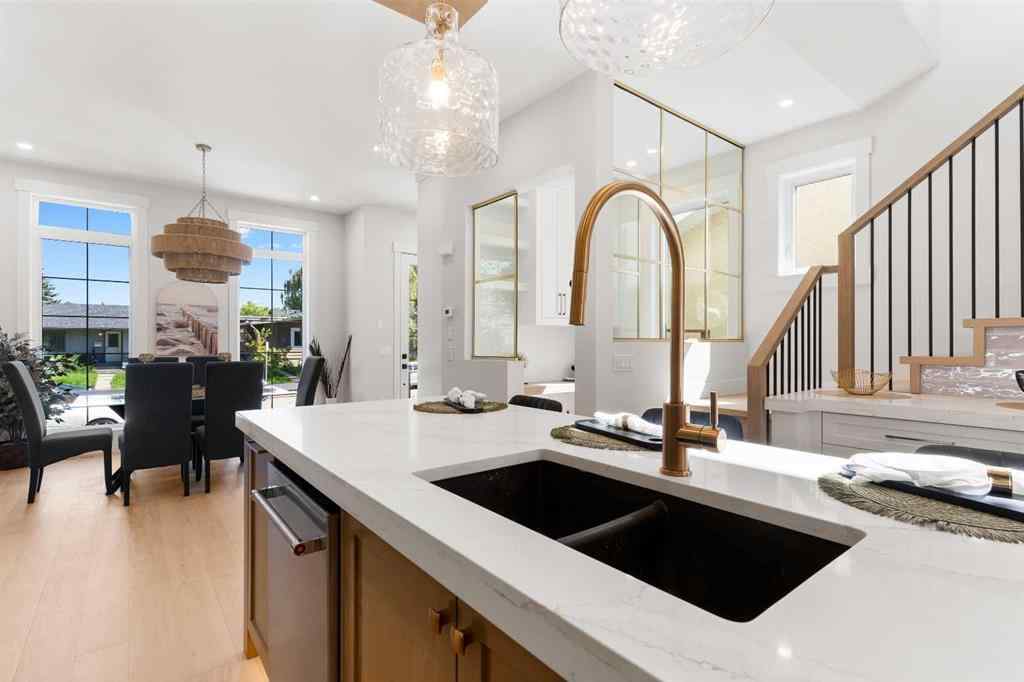 MLS® A2250840 - 1425 44 Street SW in Rosscarrock Calgary, Residential