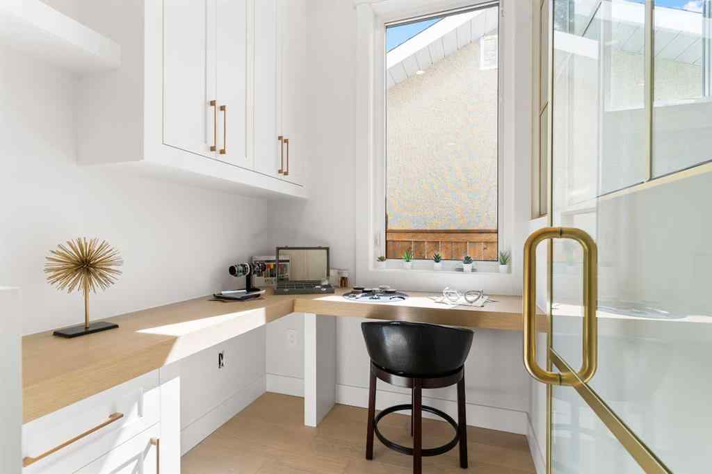 MLS® A2250840 - 1425 44 Street SW in Rosscarrock Calgary, Residential