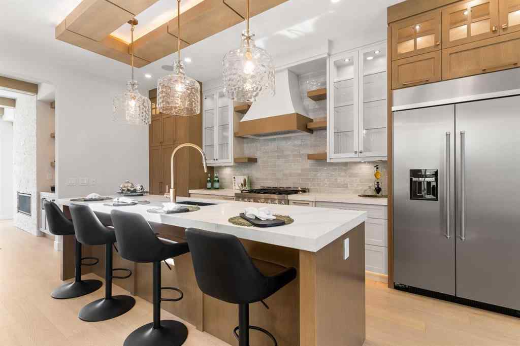 MLS® A2250840 - 1425 44 Street SW in Rosscarrock Calgary, Residential