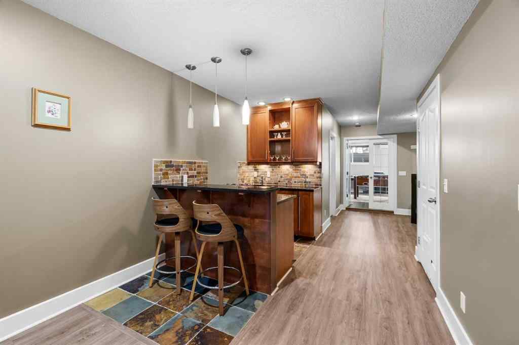 MLS® A2250847 - 2409 7 Avenue NW in West Hillhurst Calgary, Residential