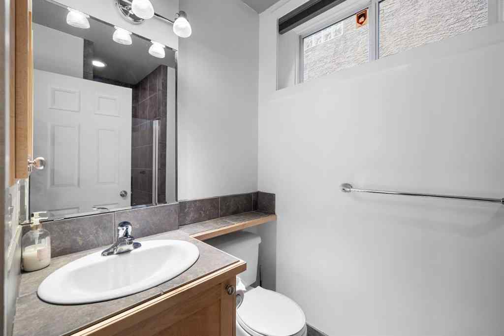 MLS® A2250847 - 2409 7 Avenue NW in West Hillhurst Calgary, Residential