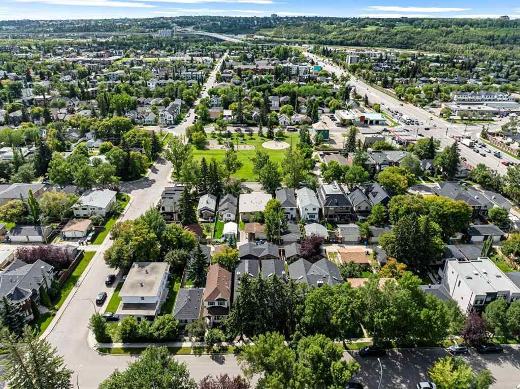 MLS® A2250847 - 2409 7 Avenue NW in West Hillhurst Calgary, Residential