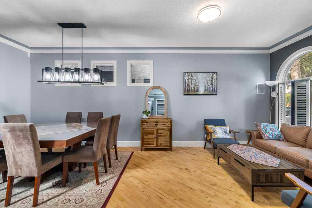 MLS® A2250847 - 2409 7 Avenue NW in West Hillhurst Calgary, Residential