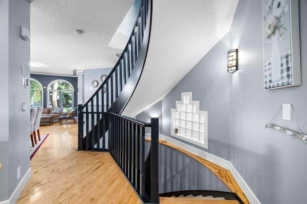 MLS® A2250847 - 2409 7 Avenue NW in West Hillhurst Calgary, Residential