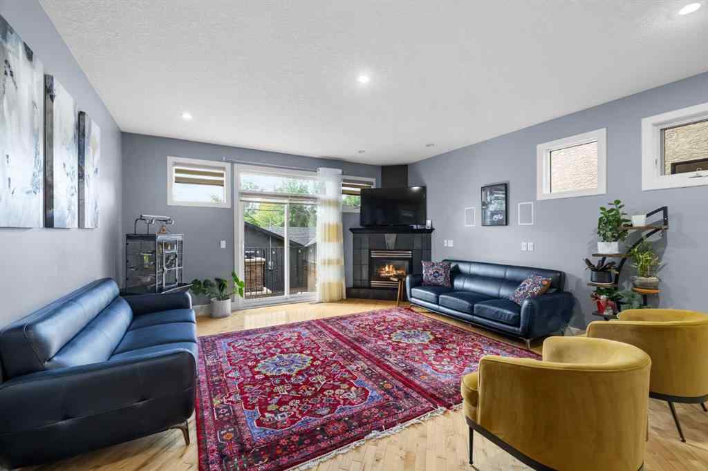 MLS® A2250847 - 2409 7 Avenue NW in West Hillhurst Calgary, Residential