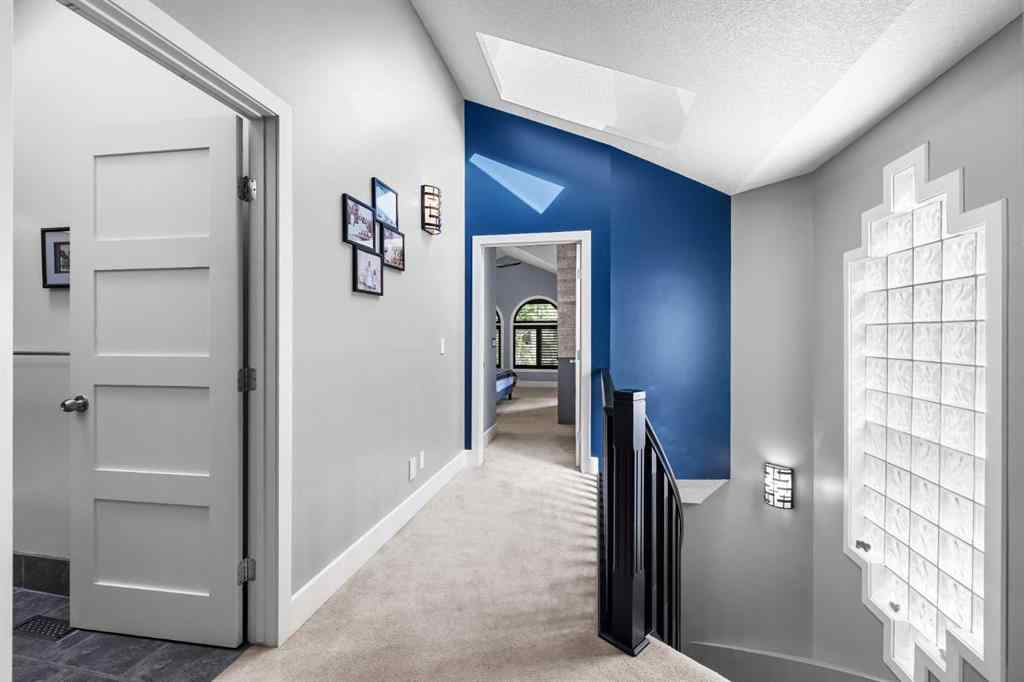 MLS® A2250847 - 2409 7 Avenue NW in West Hillhurst Calgary, Residential