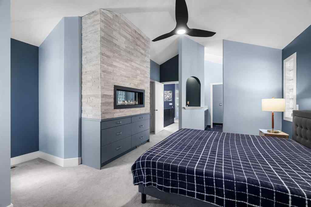 MLS® A2250847 - 2409 7 Avenue NW in West Hillhurst Calgary, Residential