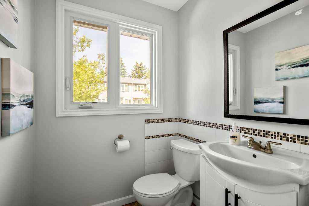 MLS® A2250852 - 6 Coachway Green SW in Coach Hill Calgary, Residential