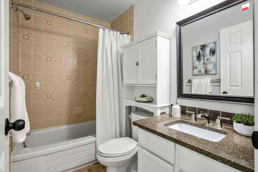 MLS® A2250852 - 6 Coachway Green SW in Coach Hill Calgary, Residential