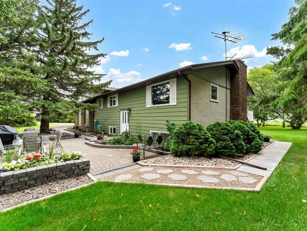 MLS® A2250854 - 7525 Highway 3   in NONE Rural Cypress County, Residential