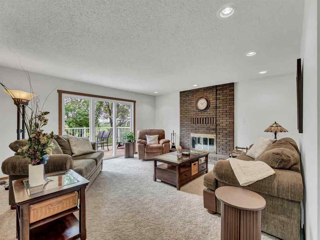 MLS® A2250854 - 7525 Highway 3   in NONE Rural Cypress County, Residential