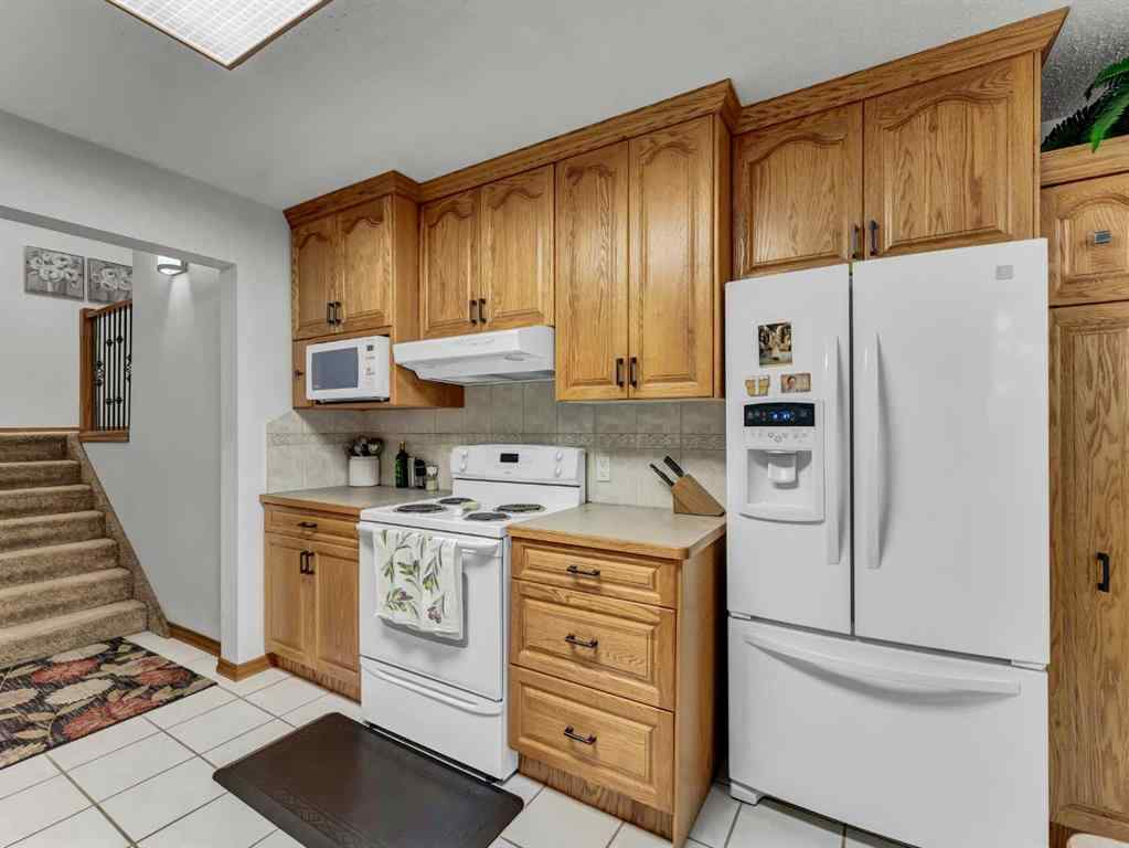 MLS® A2250854 - 7525 Highway 3   in NONE Rural Cypress County, Residential
